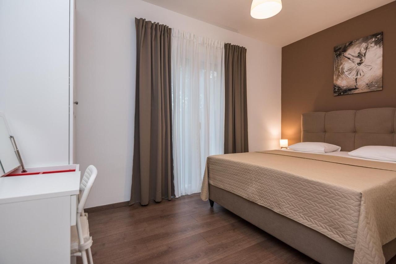 Star - Free Private Parking Apartmán