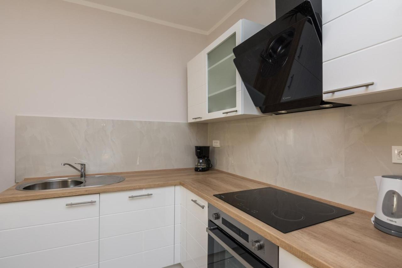 Star - Free Private Parking Apartment *